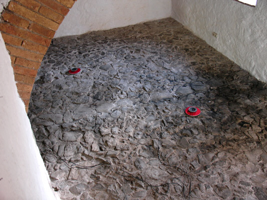 timokahlen_breaking ground_2008 orvieto_1.jpg (128710 Byte)